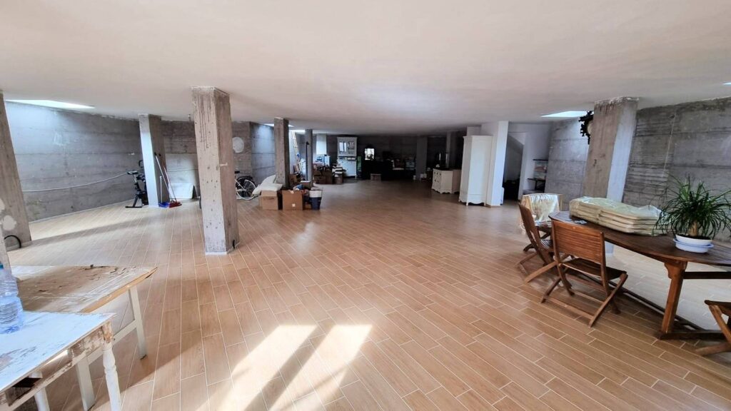 1485-Villa unifamiliare ristrutturata con giardino-Castagneto Carducci-13 Agenzia Immobiliare ASIP