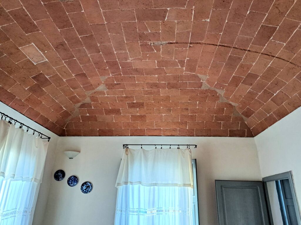 1213-Terratetto composto da due appartamenti-Lajatico-8 Agenzia Immobiliare ASIP
