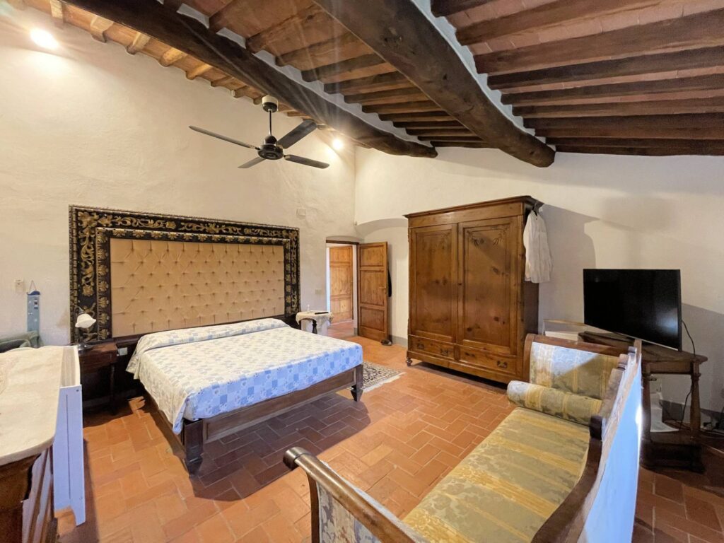 1497-Agriturismo con ampio terreno con vista panoramica-Vecchiano-19 Agenzia Immobiliare ASIP