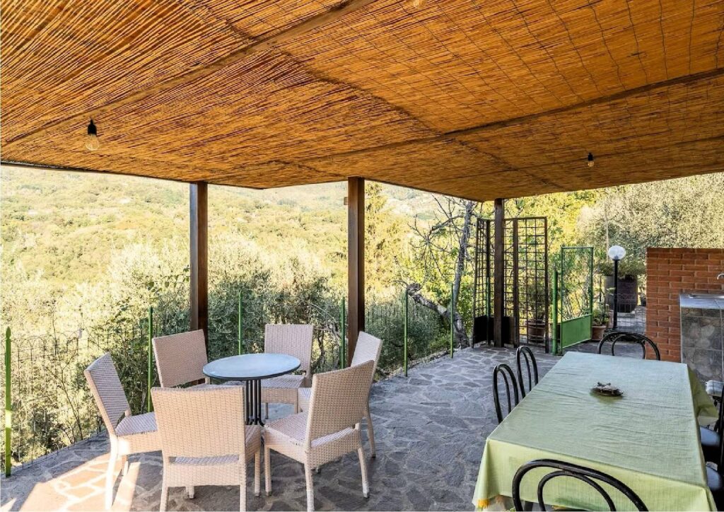 1343-Rustico con ampio terreno e vista panoramica-Pescia-2 Agenzia Immobiliare ASIP