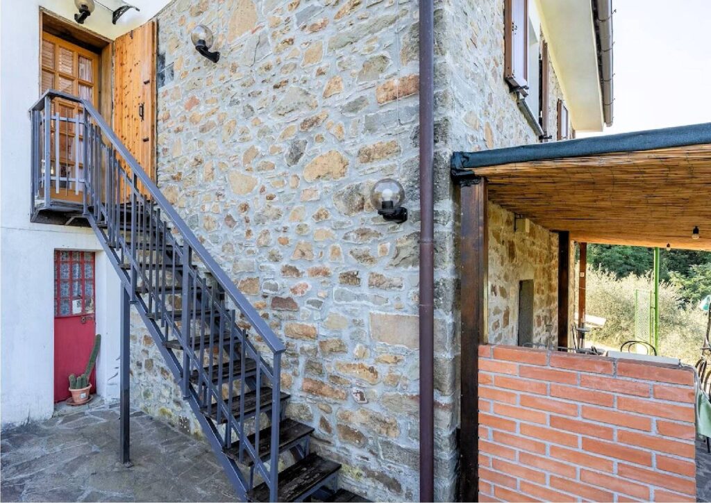 1343-Rustico con ampio terreno e vista panoramica-Pescia-9 Agenzia Immobiliare ASIP