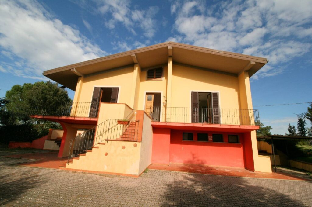 1501-Villetta libera su quattro lati con ampio giardino in zona panoramica-Montespertoli-3 Agenzia Immobiliare ASIP