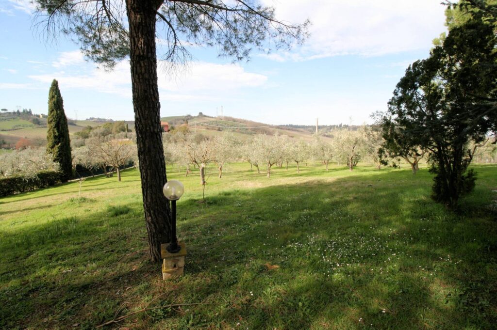 1501-Villetta libera su quattro lati con ampio giardino in zona panoramica-Montespertoli-4 Agenzia Immobiliare ASIP