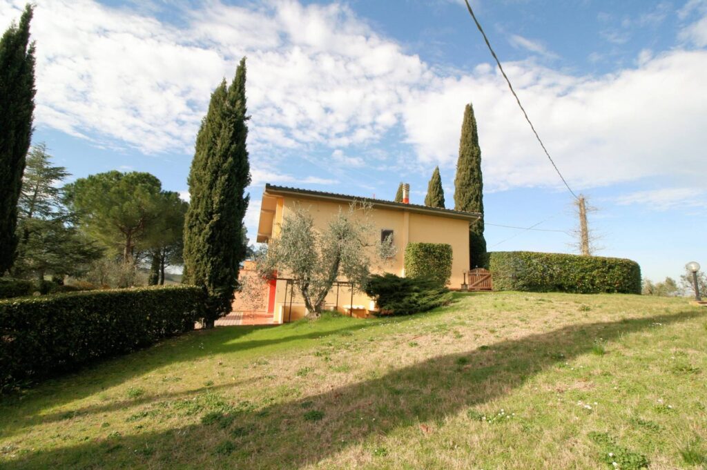 1501-Villetta libera su quattro lati con ampio giardino in zona panoramica-Montespertoli-8 Agenzia Immobiliare ASIP