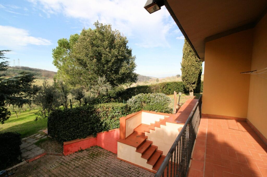 1501-Villetta libera su quattro lati con ampio giardino in zona panoramica-Montespertoli-12 Agenzia Immobiliare ASIP
