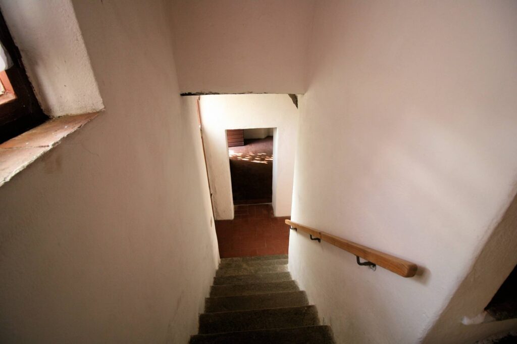 1323-Rustico in stile Toscano con terreno-Lamporecchio-15 Agenzia Immobiliare ASIP