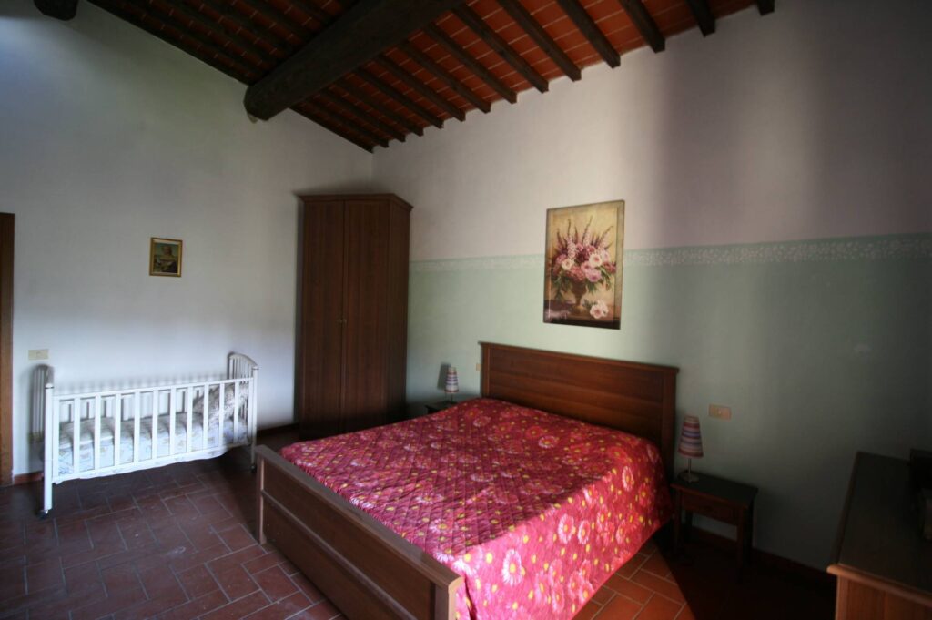 1287-Terratetto ristrutturato libero su tre lati di ampia superficie con terreno e vista panoramica-Lamporecchio-20 Agenzia Immobiliare ASIP