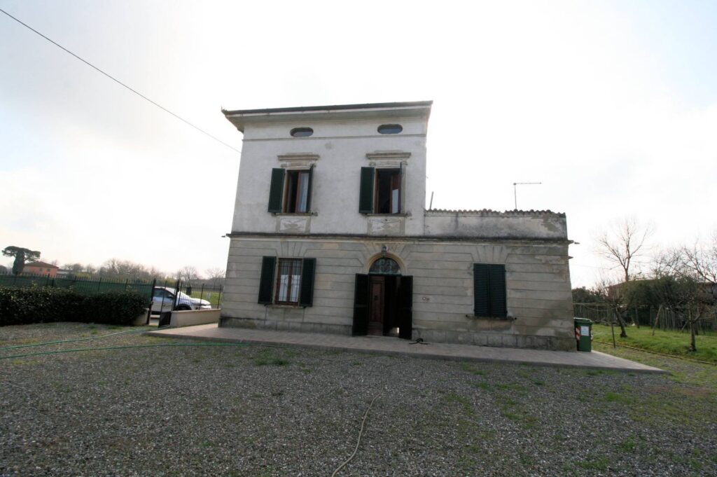 1274-Terratetto libero su quattro lati con giardino-Altopascio-3 Agenzia Immobiliare ASIP