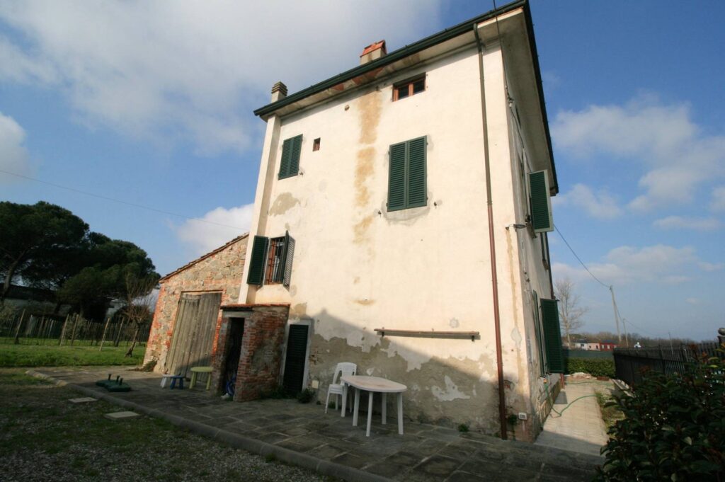 1274-Terratetto libero su quattro lati con giardino-Altopascio-4 Agenzia Immobiliare ASIP