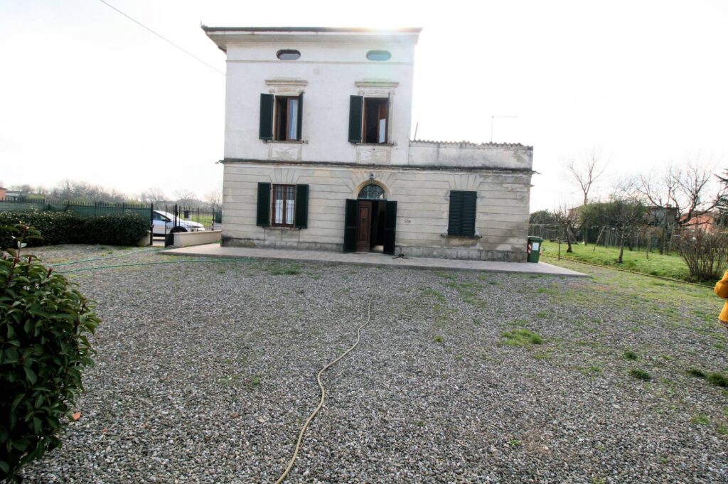 1274-Terratetto libero su quattro lati con giardino-Altopascio-6 Agenzia Immobiliare ASIP