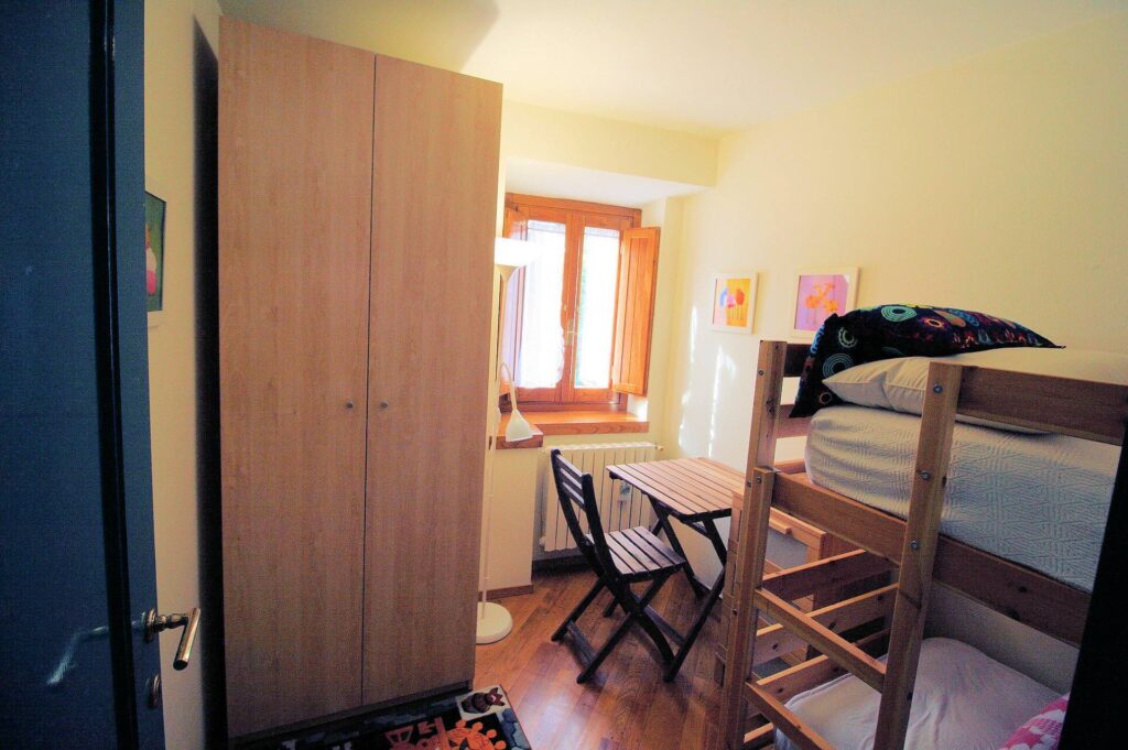 1162-Terratetto libero su tre lati in buonissime condizioni in centro a Cutigliano-Abetone Cutigliano-8 Agenzia Immobiliare ASIP