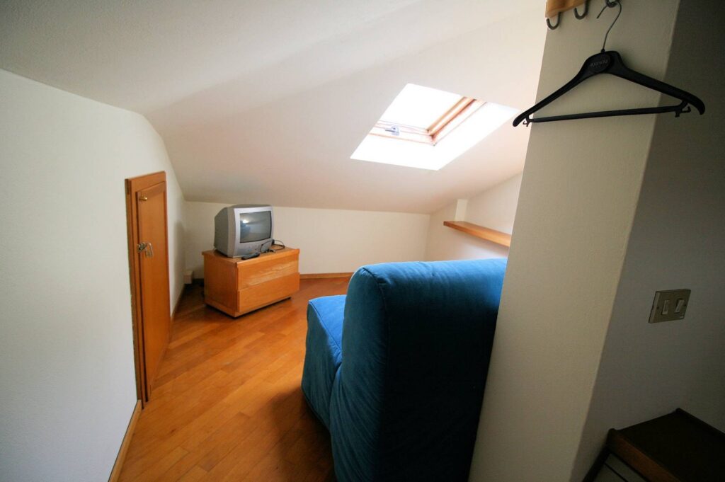 1162-Terratetto libero su tre lati in buonissime condizioni in centro a Cutigliano-Abetone Cutigliano-12 Agenzia Immobiliare ASIP