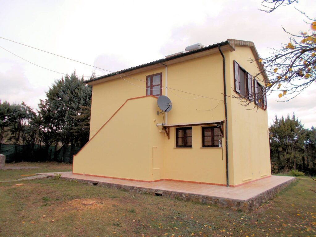 1523-Complesso immobiliare di ampia superficie  con annessi e terreno a venti minuti dal mare-Monteverdi Marittimo-19 Agenzia Immobiliare ASIP