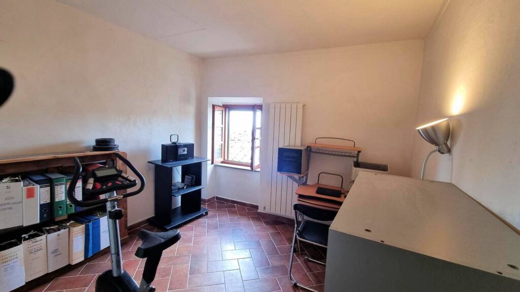 1403-Terratetto indipendente nel centro del paese-Montecatini Val di Cecina-12 Agenzia Immobiliare ASIP