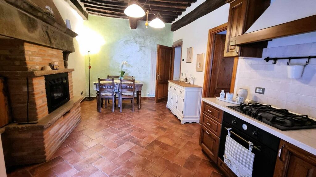 1403-Terratetto indipendente nel centro del paese-Montecatini Val di Cecina-5 Agenzia Immobiliare ASIP