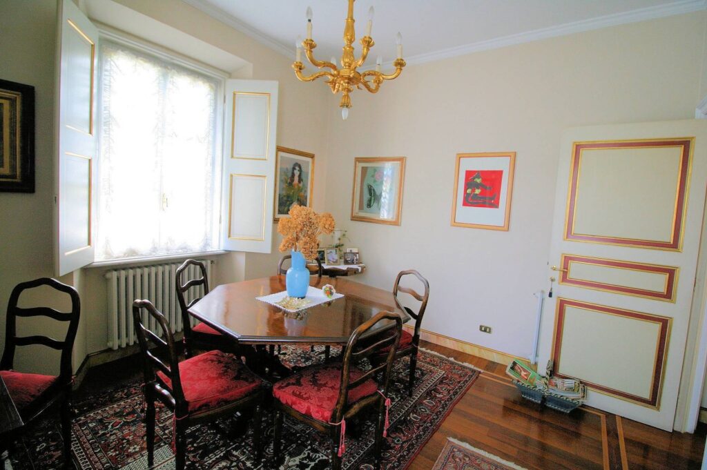 1431-Complesso immobiliare di ampia superficie con parco-Bagni di Lucca-14 Agenzia Immobiliare ASIP