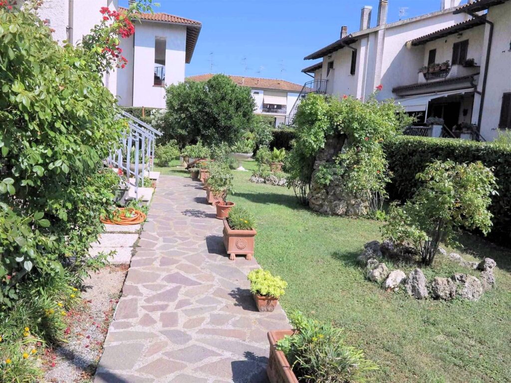 1128-Appartamento in villetta singola al piano primo con giardino garage e taverna al piano terra-Roccastrada-4 Agenzia Immobiliare ASIP