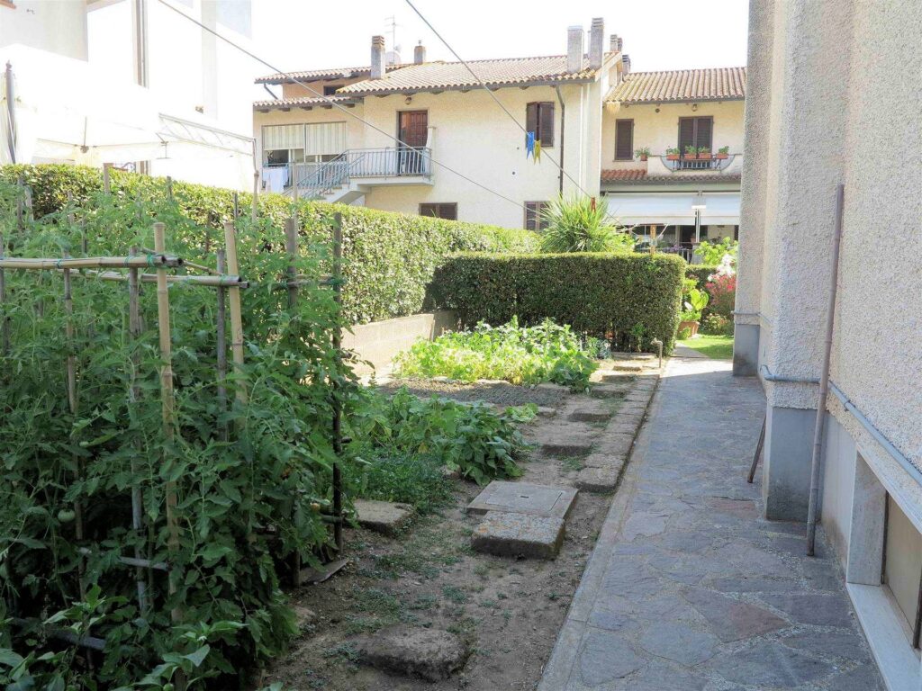 1128-Appartamento in villetta singola al piano primo con giardino garage e taverna al piano terra-Roccastrada-5 Agenzia Immobiliare ASIP
