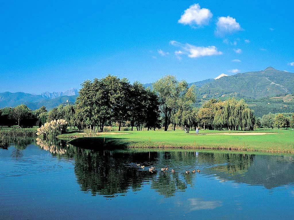 1567-Villa di ampia superficie in zona residenziale di pregio in consegna per fine anno-Forte dei Marmi-7 Agenzia Immobiliare ASIP