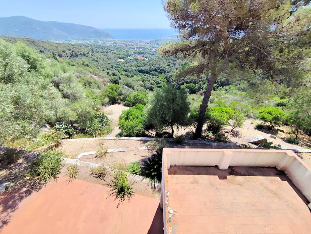 1569-Villa singola in posizione panoramica con vista fino al mare-Campo nell'Elba-15 Agenzia Immobiliare ASIP
