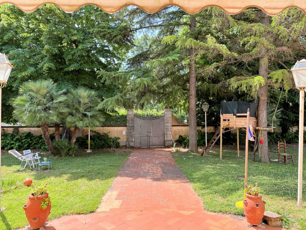 1571-Villa storica di ampia superficie con giardino-Bientina-9 Agenzia Immobiliare ASIP