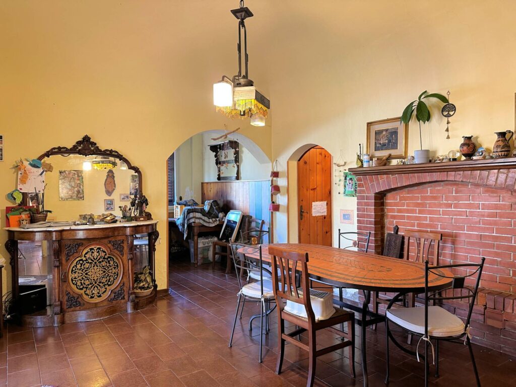 1571-Villa storica di ampia superficie con giardino-Bientina-15 Agenzia Immobiliare ASIP