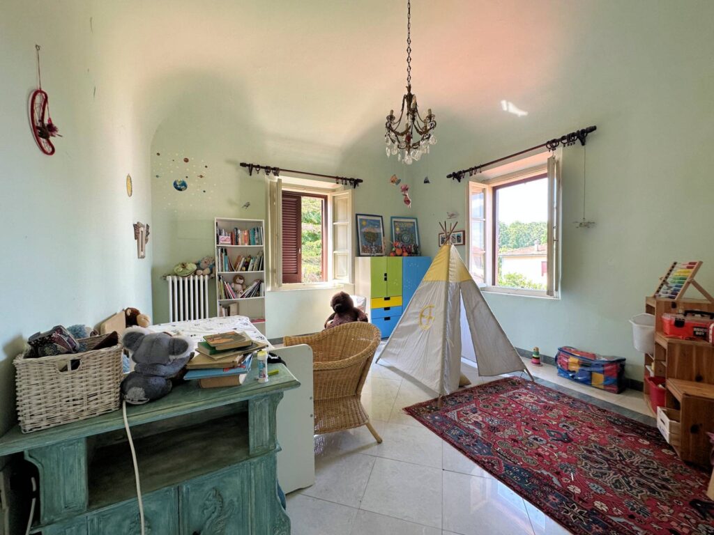 1571-Villa storica di ampia superficie con giardino-Bientina-22 Agenzia Immobiliare ASIP