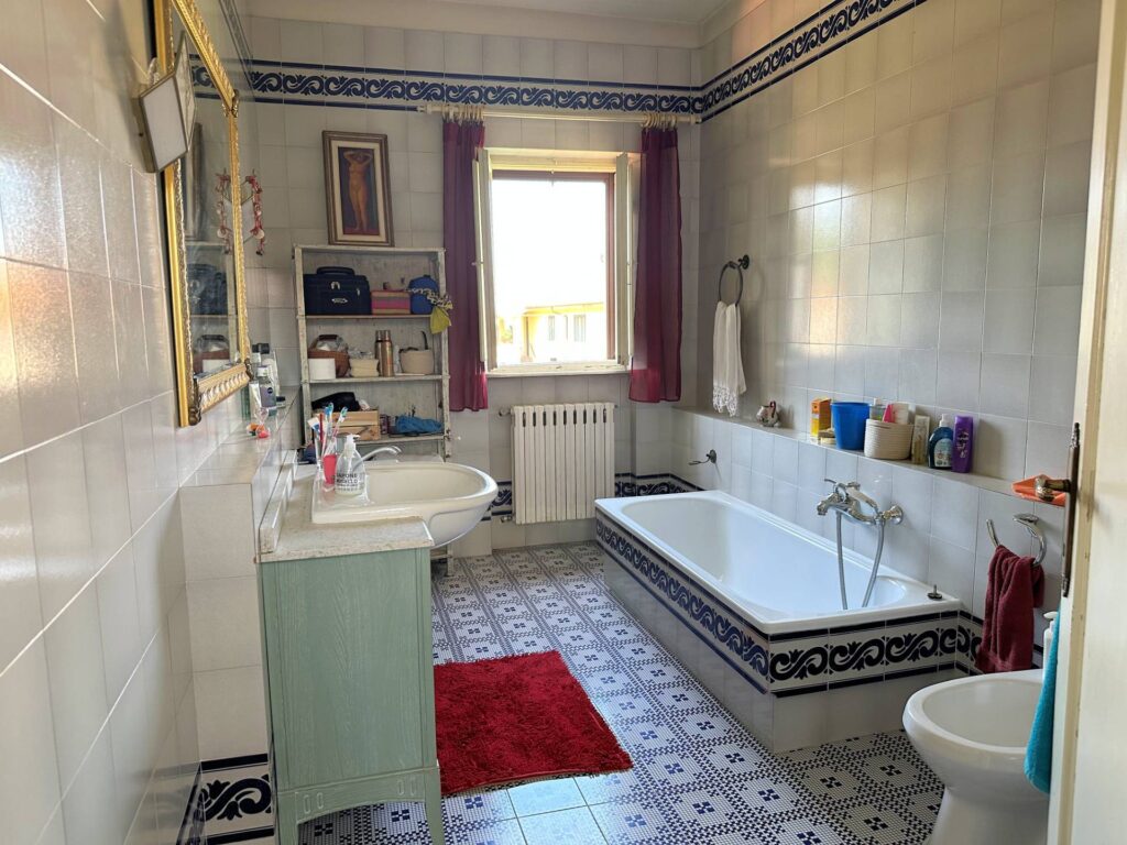 1571-Villa storica di ampia superficie con giardino-Bientina-28 Agenzia Immobiliare ASIP