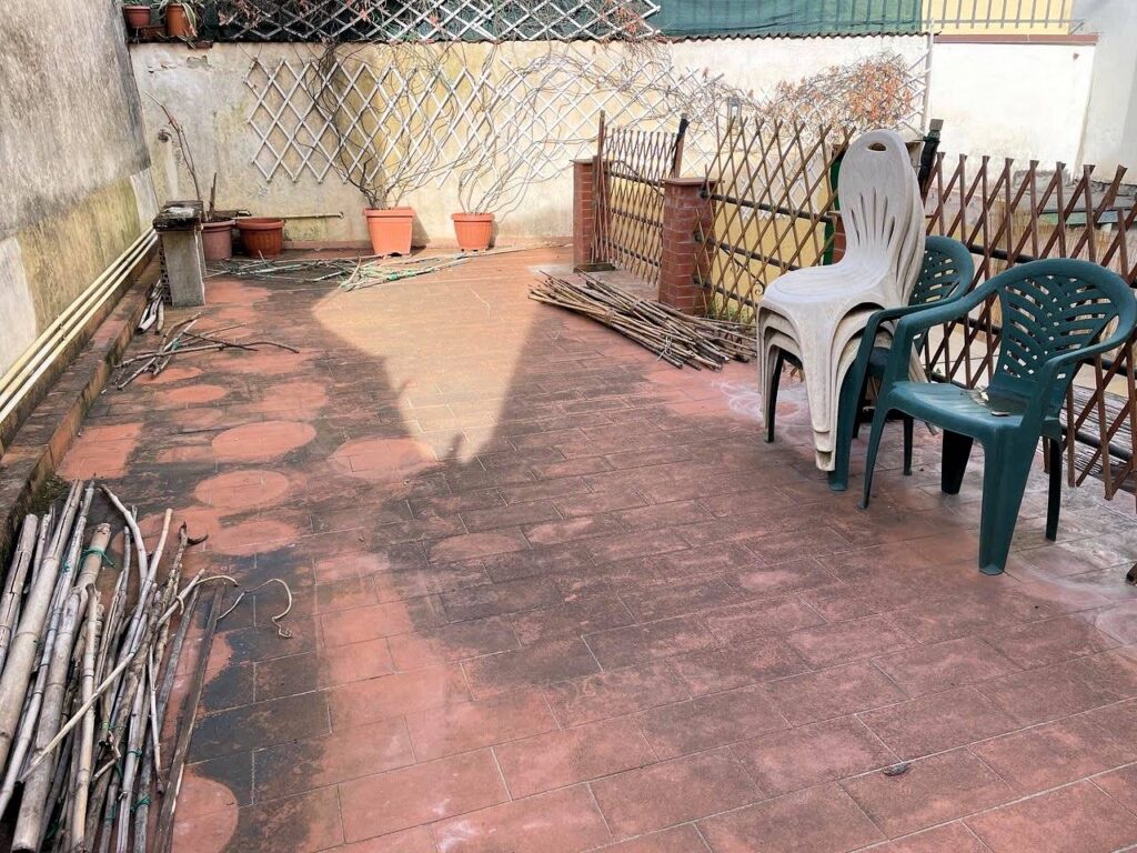 1199-Appartamento al piano primo con ampie terrazze in centro storico-Pescia-18 Agenzia Immobiliare ASIP
