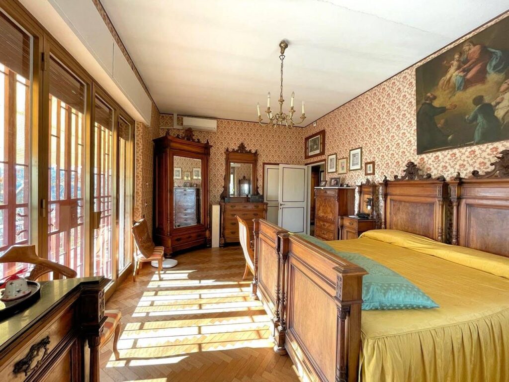 820-Villa unifamiliare di grande metratura con giardino-Uzzano-16 Agenzia Immobiliare ASIP