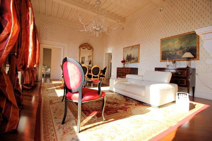 1574-Meraviglioso appartamento in suggestivo palazzo storico-Pescia-2 Agenzia Immobiliare ASIP