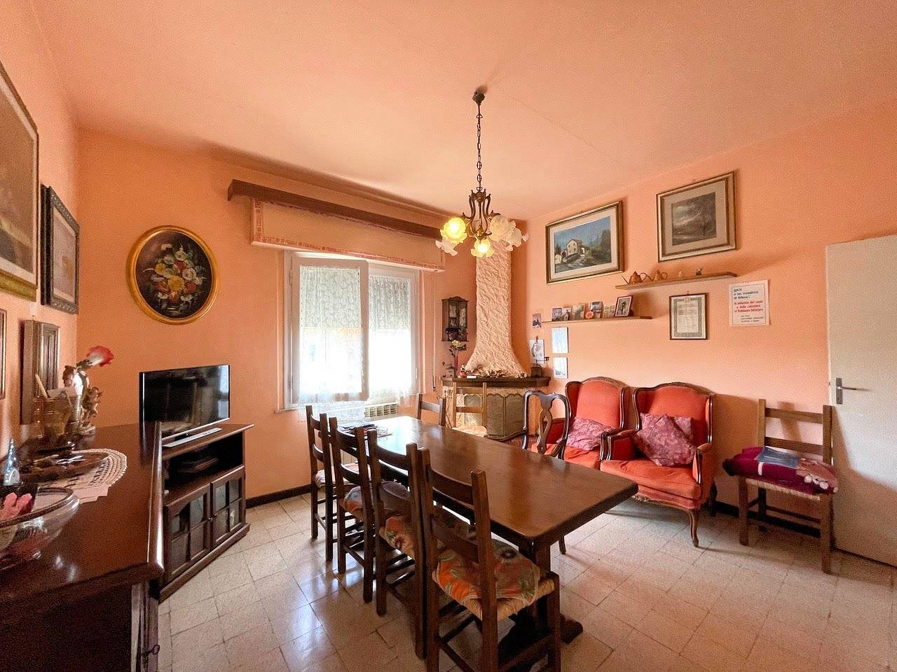 1289-Villetta libera su quattro lati composta da due appartamenti e magazzini al piano terra-Pieve a Nievole-1 Agenzia Immobiliare ASIP