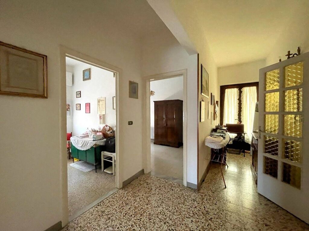 1289-Villetta libera su quattro lati composta da due appartamenti e magazzini al piano terra-Pieve a Nievole-9 Agenzia Immobiliare ASIP