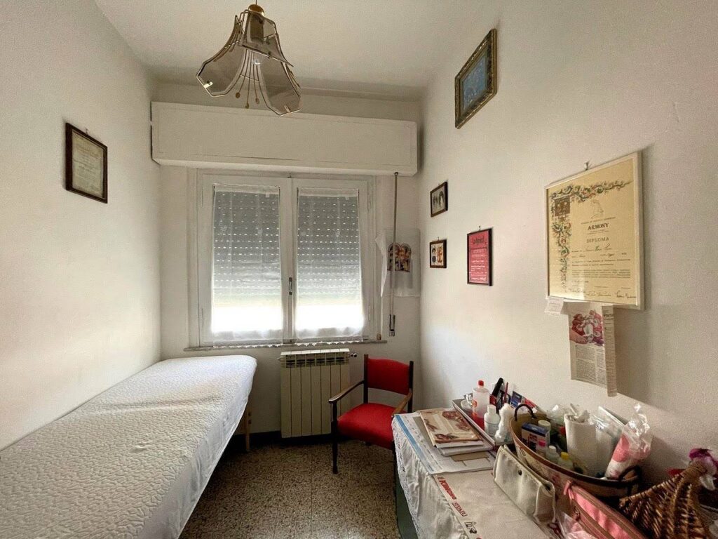 1289-Villetta libera su quattro lati composta da due appartamenti e magazzini al piano terra-Pieve a Nievole-12 Agenzia Immobiliare ASIP