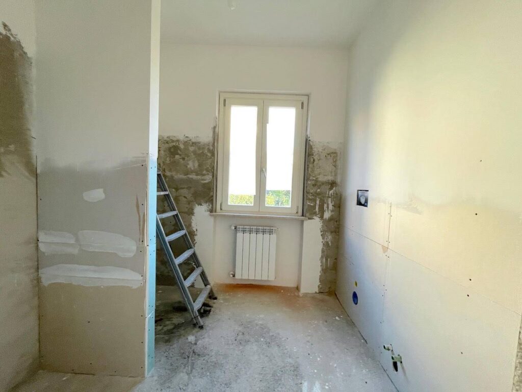 818-Porzione terratetto di villa bifamiliare-Pescia-13 Agenzia Immobiliare ASIP