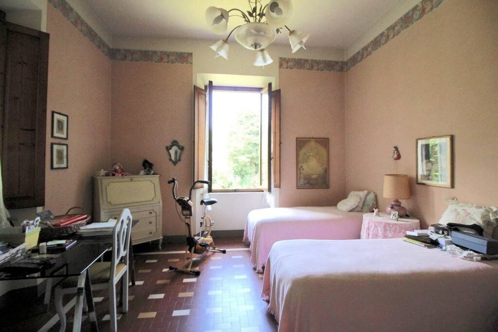 1578-Villa in stile liberty di ampia superficie con giardino-Pescia-16 Agenzia Immobiliare ASIP