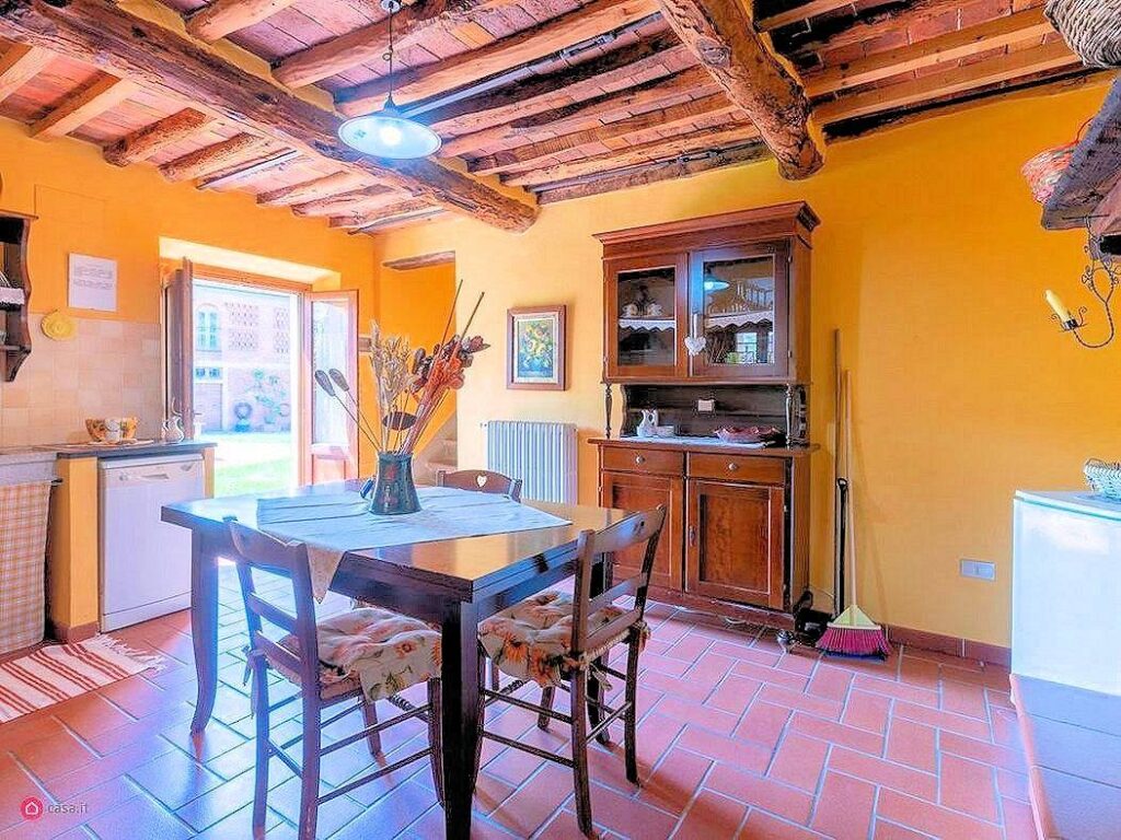 1580-Complesso immobiliare in stile rustico Toscano di ampia superficie con parco e piscina-Montecarlo-13 Agenzia Immobiliare ASIP