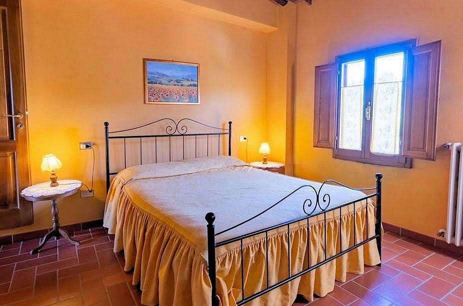 1580-Complesso immobiliare in stile rustico Toscano di ampia superficie con parco e piscina-Montecarlo-15 Agenzia Immobiliare ASIP