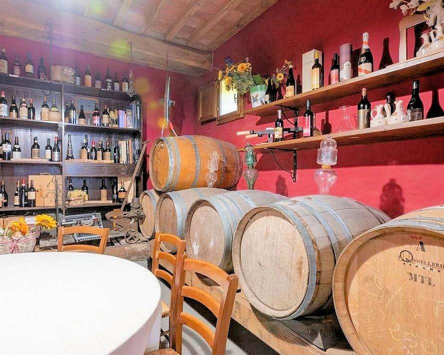 1580-Complesso immobiliare in stile rustico Toscano di ampia superficie con parco e piscina-Montecarlo-16 Agenzia Immobiliare ASIP