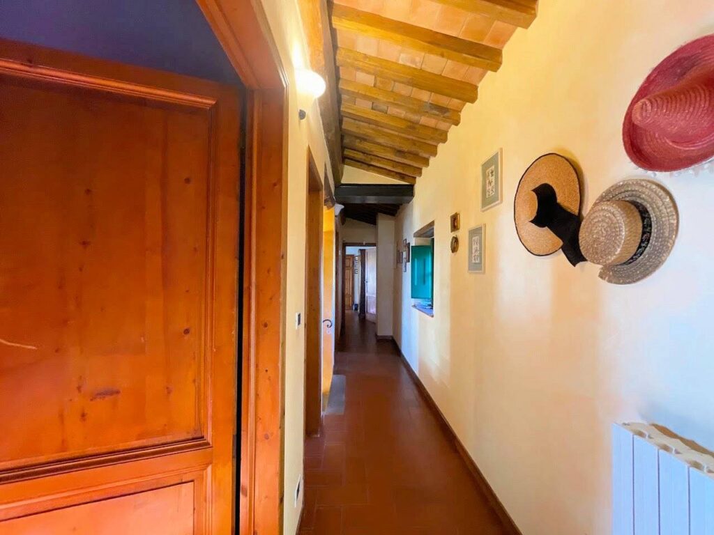 1582-Villa in stile rustico Toscano con parco e suggestiva vista panoramica-Montecatini-Terme-27 Agenzia Immobiliare ASIP