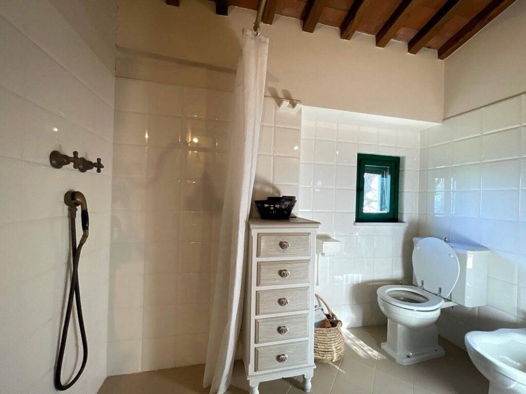 1582-Villa in stile rustico Toscano con parco e suggestiva vista panoramica-Montecatini-Terme-31 Agenzia Immobiliare ASIP