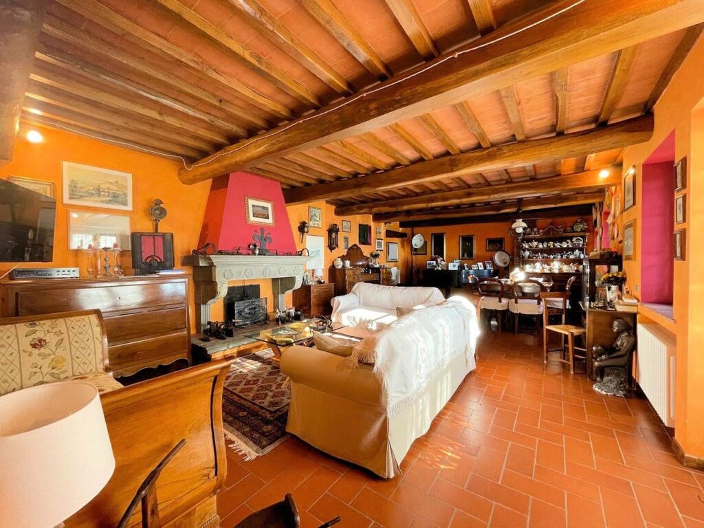 1582-Villa in stile rustico Toscano con parco e suggestiva vista panoramica-Montecatini-Terme-10 Agenzia Immobiliare ASIP