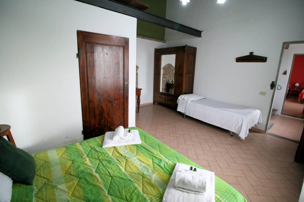 1586-Agriturismo di ampia superficie con terreno piscina vicino al mare-Rosignano Marittimo-19 Agenzia Immobiliare ASIP