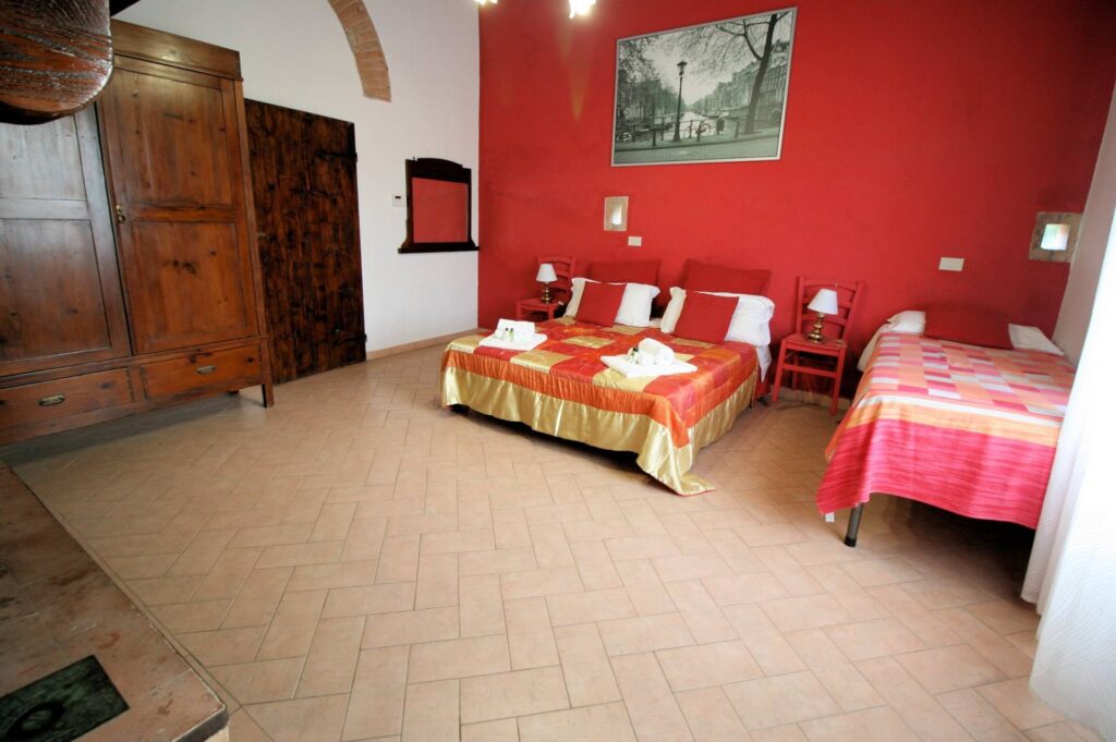 1586-Agriturismo di ampia superficie con terreno piscina vicino al mare-Rosignano Marittimo-20 Agenzia Immobiliare ASIP