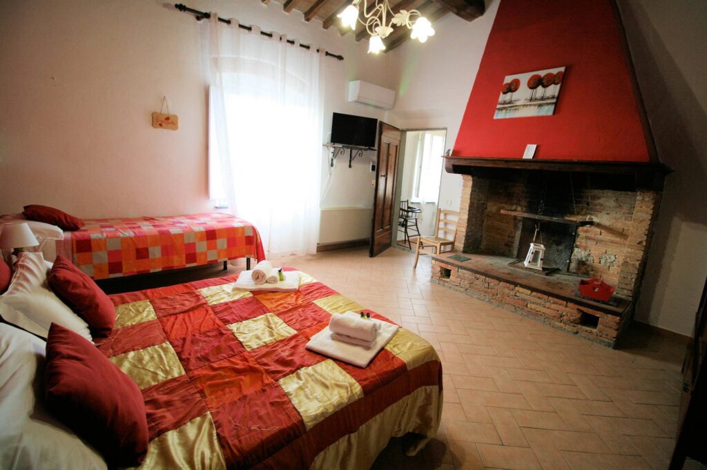 1586-Agriturismo di ampia superficie con terreno piscina vicino al mare-Rosignano Marittimo-22 Agenzia Immobiliare ASIP