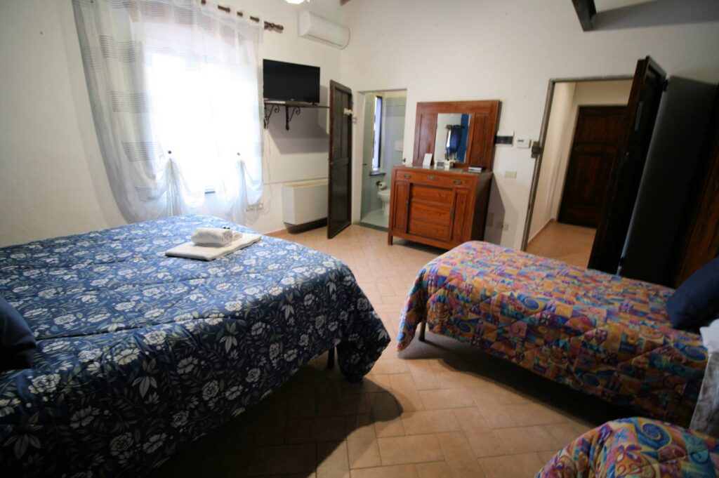 1586-Agriturismo di ampia superficie con terreno piscina vicino al mare-Rosignano Marittimo-28 Agenzia Immobiliare ASIP