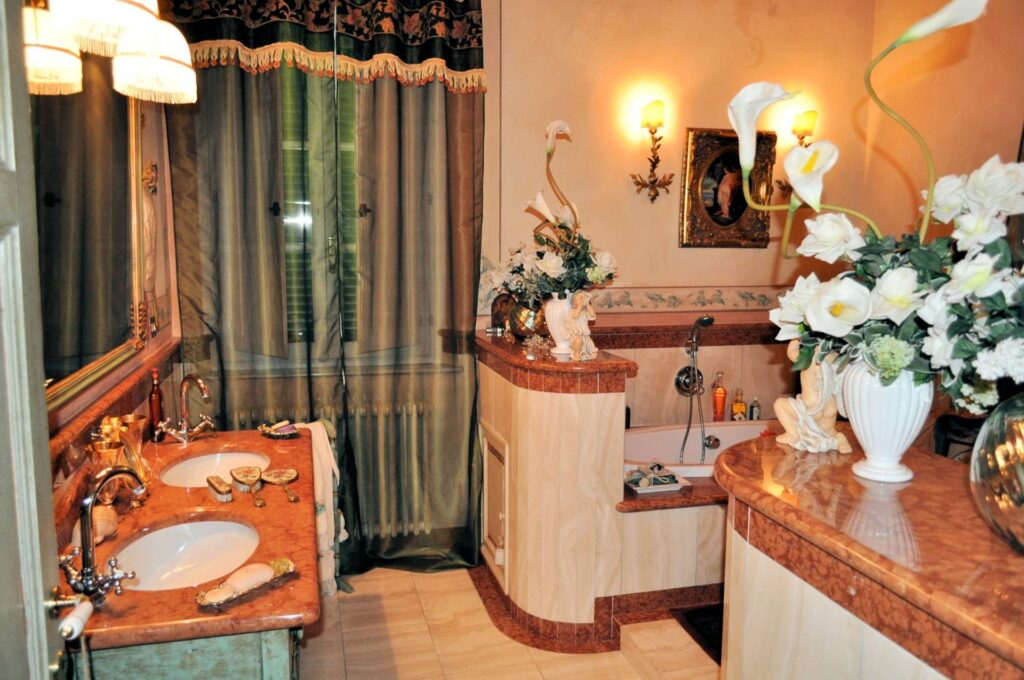 1587-Villa storica di grandi dimensioni con parco e piscina-Pontedera-33 Agenzia Immobiliare ASIP