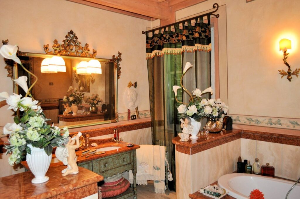 1587-Villa storica di grandi dimensioni con parco e piscina-Pontedera-32 Agenzia Immobiliare ASIP