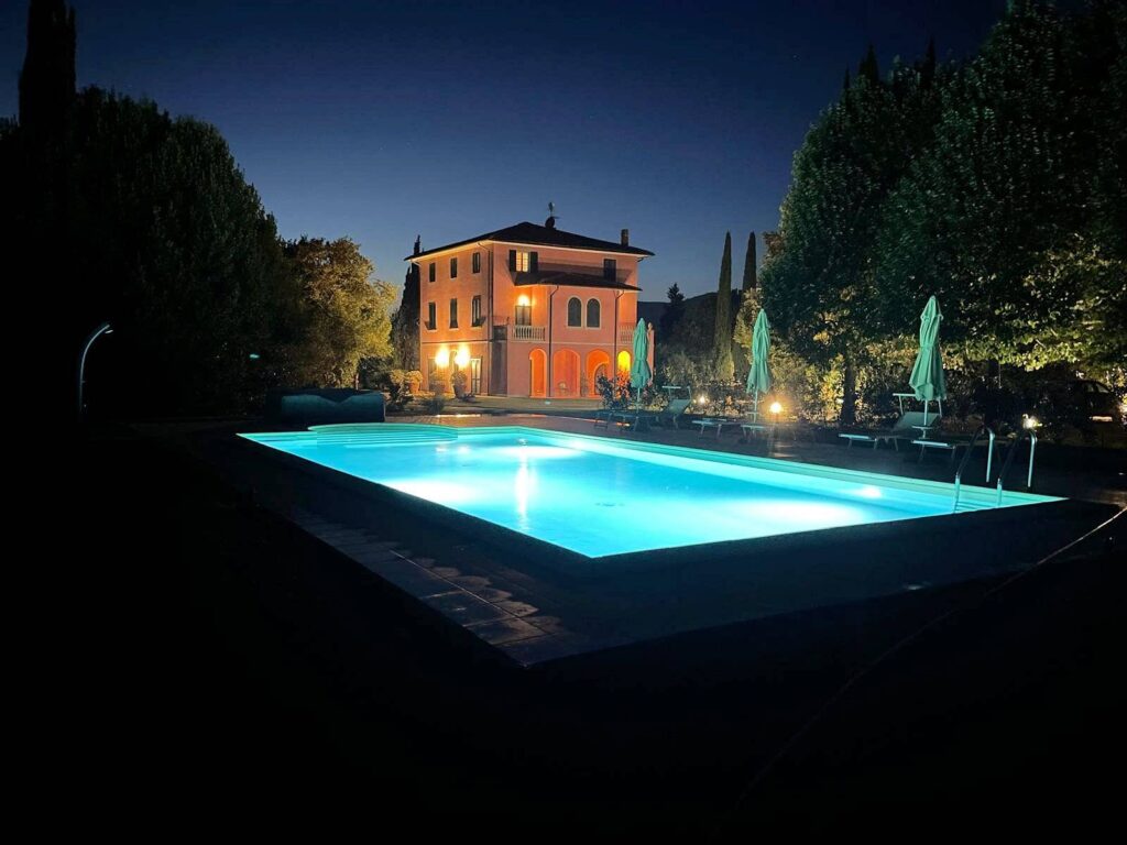 1587-Villa storica di grandi dimensioni con parco e piscina-Pontedera-2 Agenzia Immobiliare ASIP