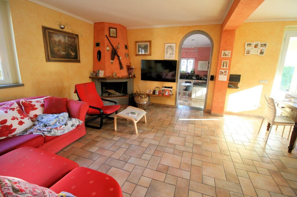 1589-Villetta singola con giardino-Montecarlo-13 Agenzia Immobiliare ASIP